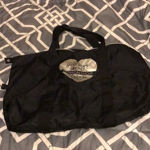 Vs weekend bag